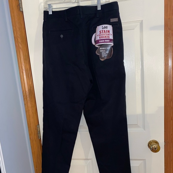 Lee stain resistant khakis - Picture 5 of 7